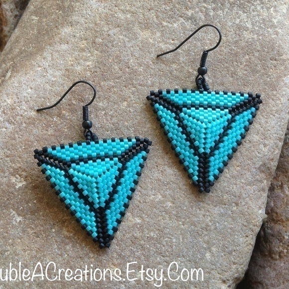 TURQUOISE and Black Triangle Beaded Earrings - Picture 4 of 6